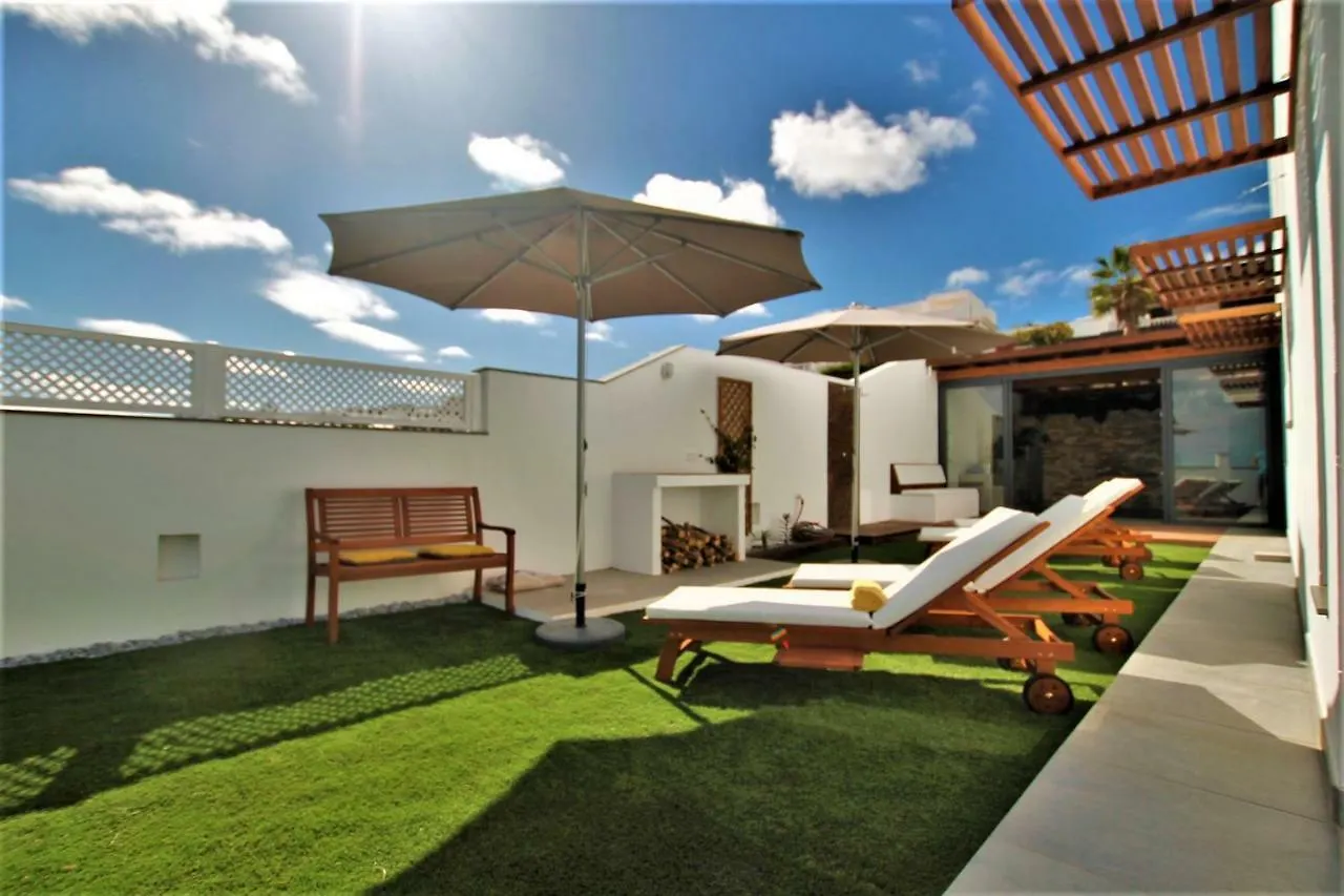 Villa Holiday House And Spa Lanzarote à Tías Hébergement de vacances