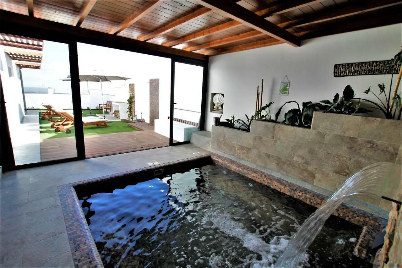 Villa Holiday House And Spa Lanzarote à Tías